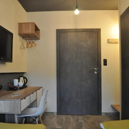 Δωμάτια σε οικογενειακή κατοικία Zimna Woda *