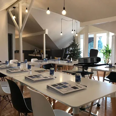 Rum i privatbostad Zimna Woda